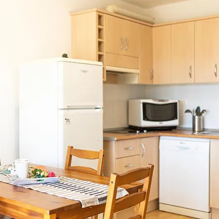 Private Terrace House With Wifi * Коста Калма