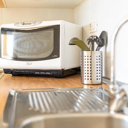 Private Terrace House With Wifi 아파트